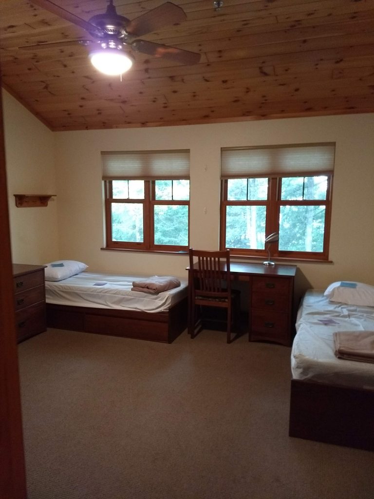 4-bed room, platform beds with large drawers