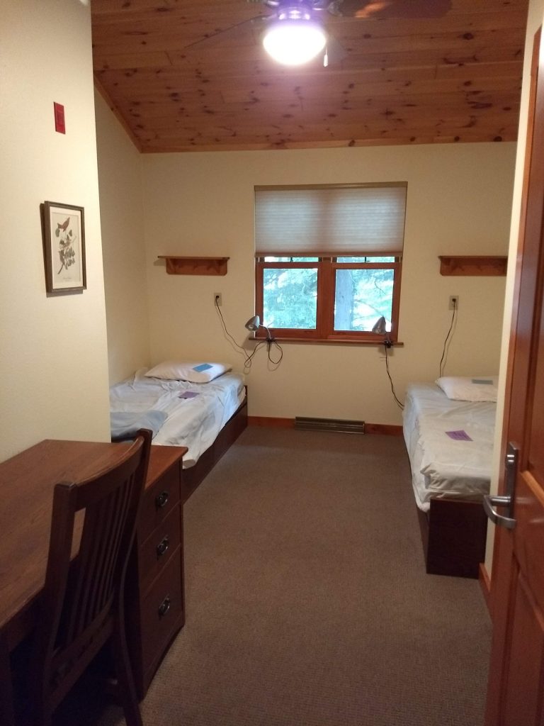 2-bed room, platform beds with large drawers